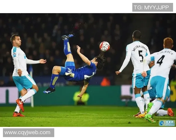 从草根到巅峰：揭秘五大联赛巨星的成长历程与背后故事